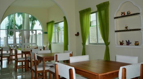 Restoran, Hotel Casablanca CHIPIPE in Salinas