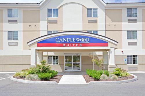 Candlewood Suites Oak Harbor, an IHG Hotel