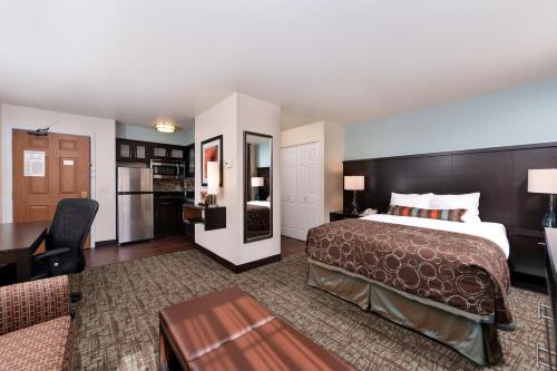 Staybridge Suites Sioux Falls At Empire Mall Hotel