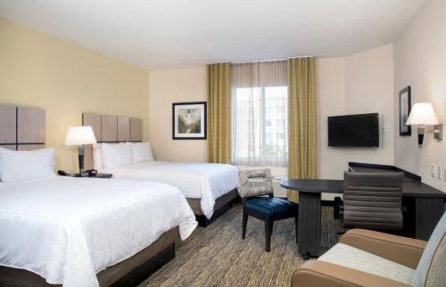 Candlewood Suites Miami Executive Airport - Kendall