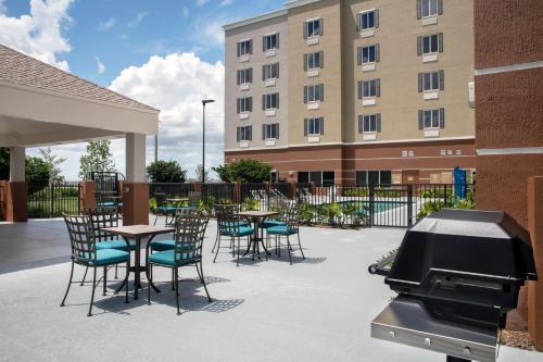 Candlewood Suites - Miami Exec Airport - Kendall, an IHG Hotel