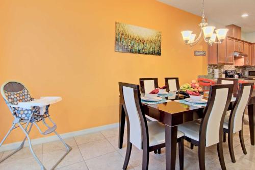 Compass Bay Resort Gem with Views about 4 Mi to Disney! in Kissimmee, USA
