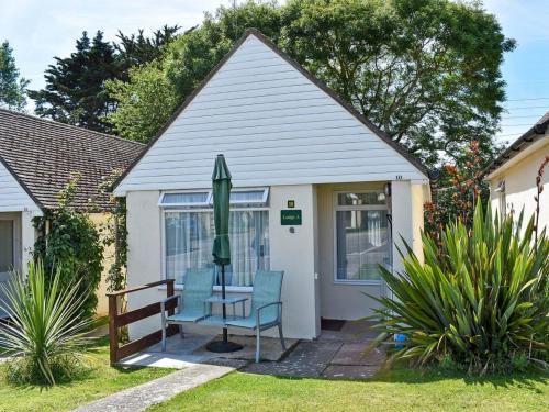 A Bungalow 10 - UK30638 gîte à louer West Bay