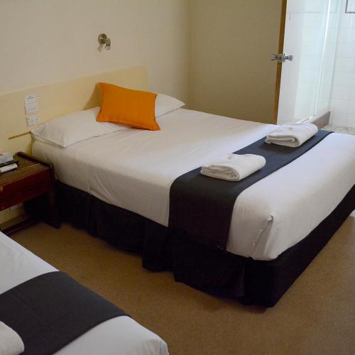 Shamrock Hotel Motel Temora in Temora