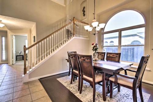 Resort Family Gem with Grill Right off I-10! in Katy, USA