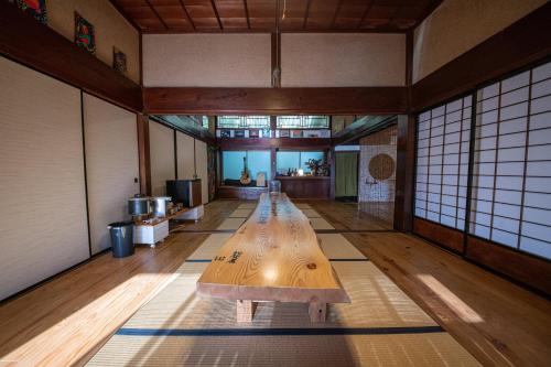 Lobby, 一棟貸し宿Kusuburu House chartered accommodation in Oki Islands