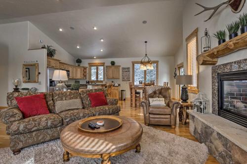 Upscale Breck Home 9Min to Main St and Slopes! - image 3