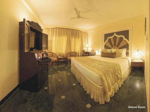 Hotel Clarks Shiraz, Agra