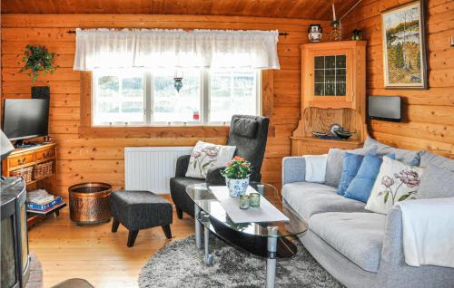 Nice home in Gunnarskog w/ 1 Bedrooms