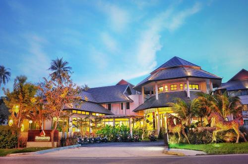 Navatara Phuket Resort - SHA Extra Plus