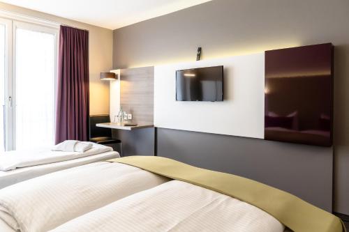 Hotel Demas City - image 5