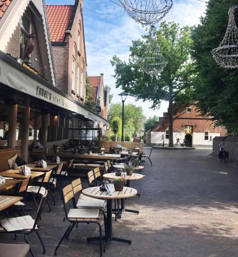 Restaurant, Loft aan Zee Bergen-Schoorl Luxury Appartement in Aagtdorp