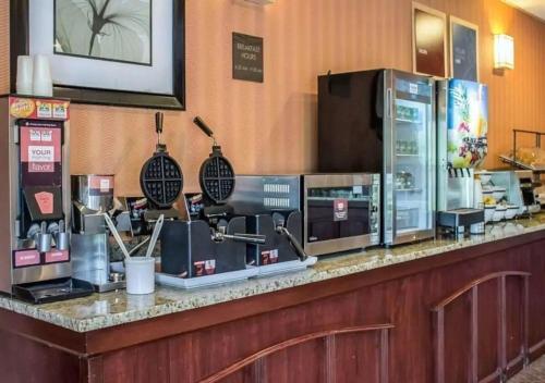 المرافق, Howard Johnson by Wyndham Columbus State Fairgrounds I-71 in كولومبوس