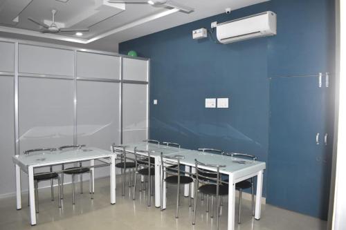 Hotel Swastik Inn,Kamakhya Area,2 star