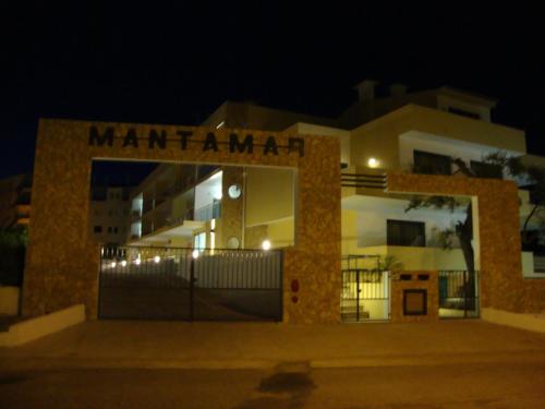 Mantamar Apartamentos - image 8