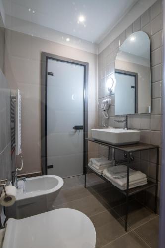 248205627 Allure Boutique Hotel
