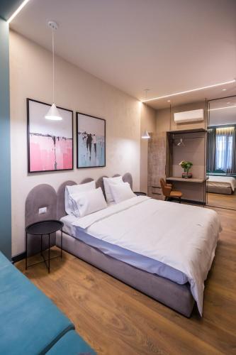 248206550 Allure Boutique Hotel