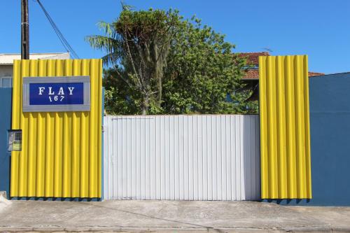 ทางเข้า, Pousada Flay 7 minutos Próximo do Aeroporto de Florianópolis (Pousada Flay 7 minutos Proximo do Aeroporto de Florianopolis) near สนามบินนานาชาติเอร์ซิลิโอ ลูซ