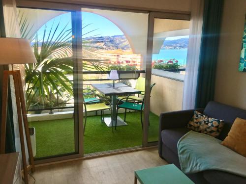 MyHome Riviera - Cannes Sea View Apartment Rentals - image 9