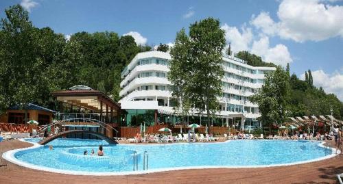 泳池, Hotel Arabella Beach in 阿爾伯納
