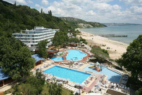 泳池, Hotel Arabella Beach in 阿爾伯納