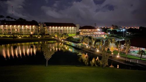 Flat 301 Condominio Villa Hipica - Gravatá, PE