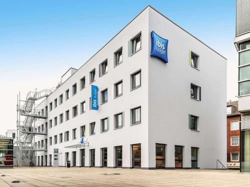 . ibis budget Aachen City