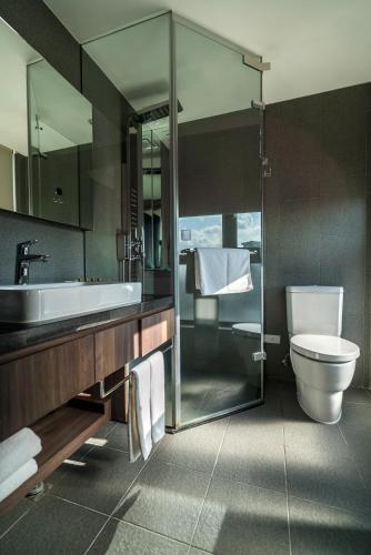248243951 WESTGATE Hotel