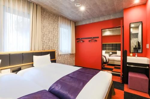 Connecting Twin Rooms - Non-Smoking - North Wing