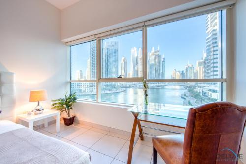 One Bedroom Modern Apartment in Marina View Towers B by Deluxe Holiday Homes - image 8
