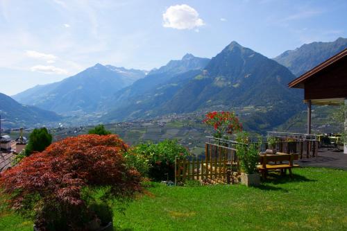 Schenna Garni Eden Bed & Breakfast - image 9