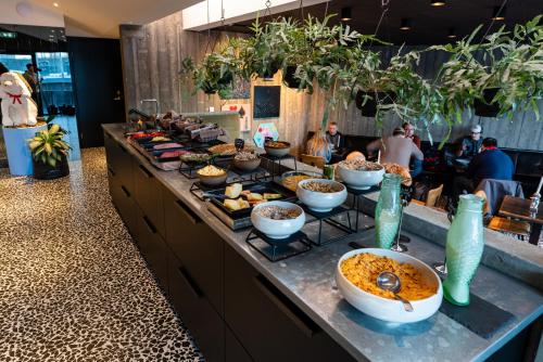 อาหารและเครื่องดื่ม, โรงแรมไลเฟอร์ อีริคสัน (Hotel Leifur Eiríksson) near สนามบินเรคยาวิก