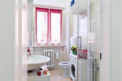 Parma Railway Station Apartment - image 13