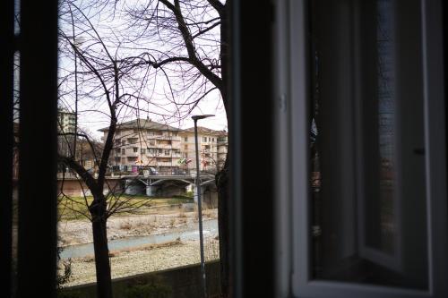 Parma Railway Station Apartment - image 6