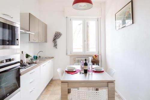 Parma Railway Station Apartment - main image