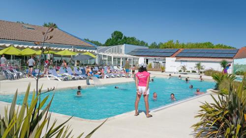 Camping Les Blancs Chênes photo 16