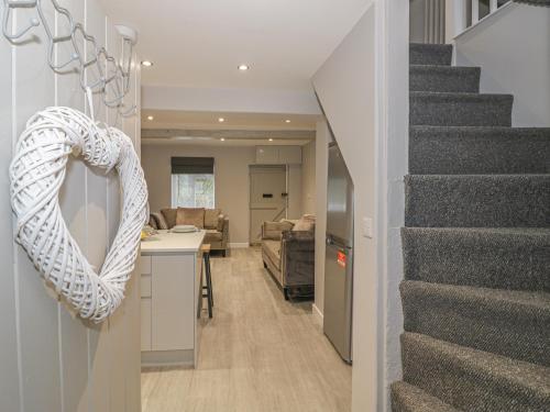 5 Coley Lane - image 5