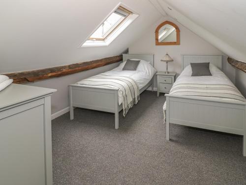 5 Coley Lane - image 2