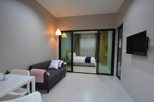 The Grey House Palai Phuket