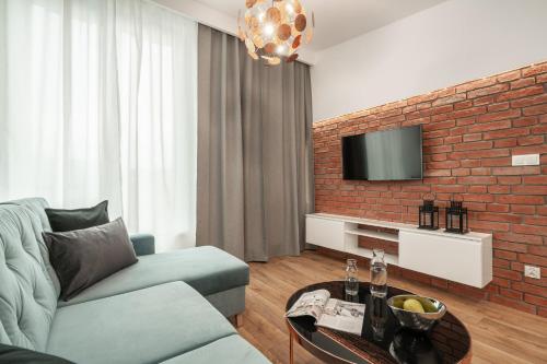 Absyntapart - Bulwar Staromiejski, Wrocław (photo 7)