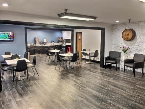 Super 8 by Wyndham Georgetown in Georgetown, USA
