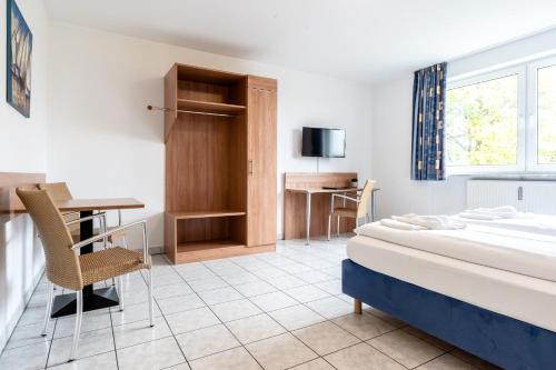 Hotel Fresh INN - image 10