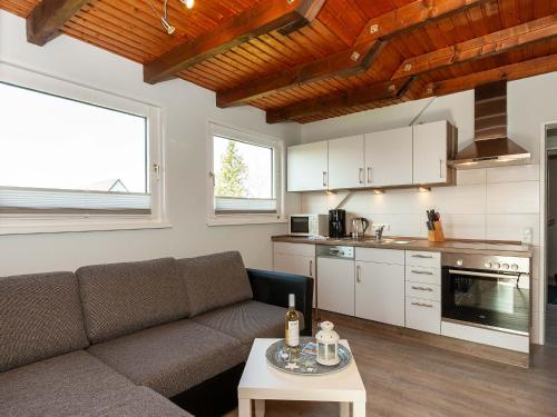 One-Bedroom Apartment image 9