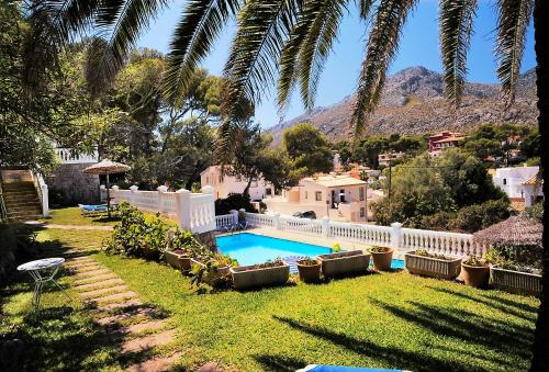 Hostal Los Pinos – Cala San Vicente, NJ