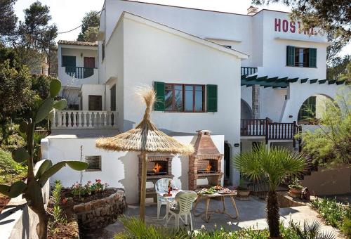 Hostal Los Pinos – Cala San Vicente, NJ