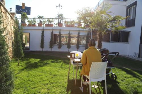 Ladik Hotel