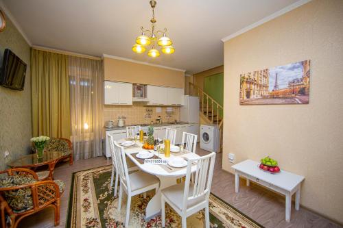 Friends Vacations 3BR & 3BTHR Apartment