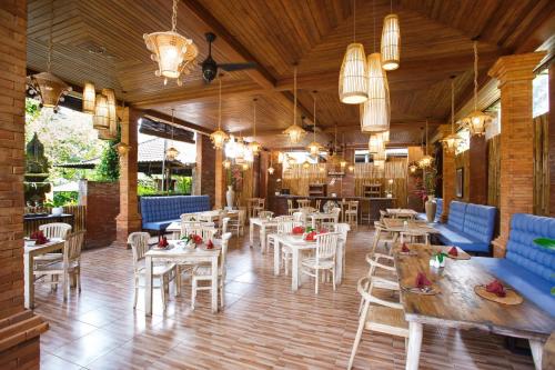 Ubud Raya Resort