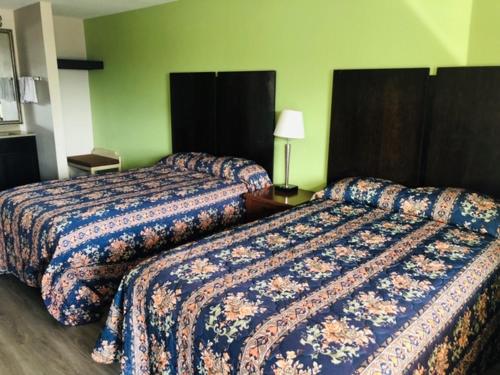 Flamingo Beach Inn – Biloxi, MS
