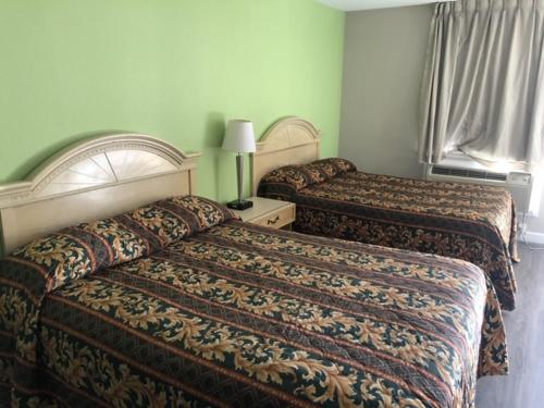 Flamingo Beach Inn – Biloxi, MS